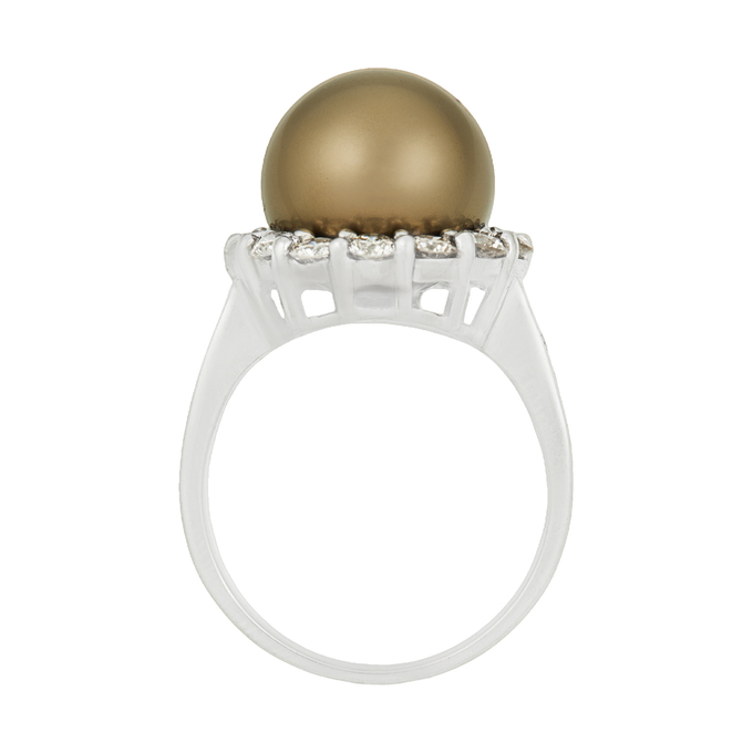 Кольцо из золота 750 пробы c бриллиантами и имитацией жемчуга, Л 0911 3682 за 153930