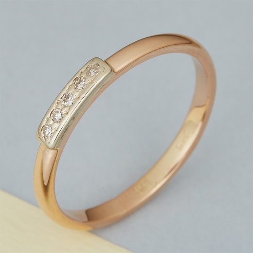 Кольцо из комбинированного золота 585 пробы c 5 бриллиантами 104231 фото 1