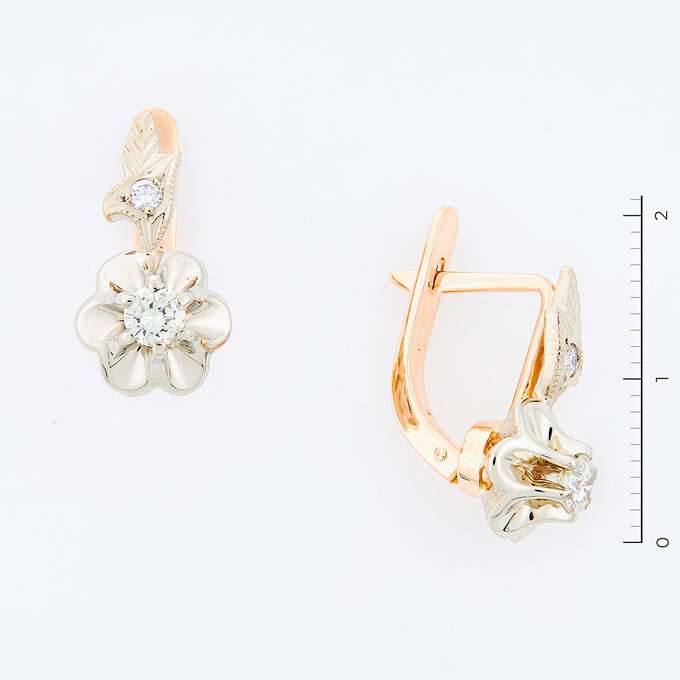 Серьги из золота 585 пробы c 4 бриллиантами