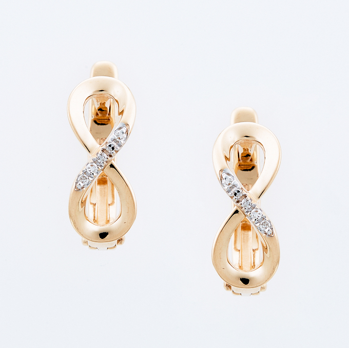 Серьги из золота 585 пробы c 10 бриллиантами