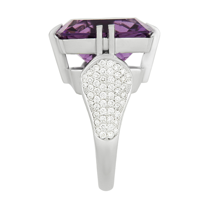 Кольцо из золота 585 пробы c аметистом и бриллиантами, Л 2811 7094 за 140000