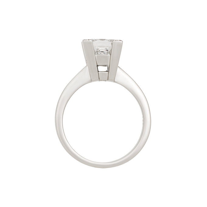 Кольцо из золота 750 пробы c бриллиантами, Л 2811 5130 за 590000