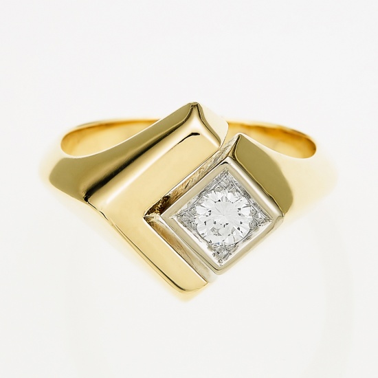 Кольцо печатка из комбинированного золота 500 пробы c 1 бриллиантом