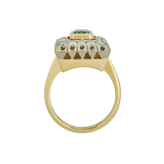 Кольцо из золота 750 пробы c изумрудом и бриллиантами, Л 3309 3917 за 241200