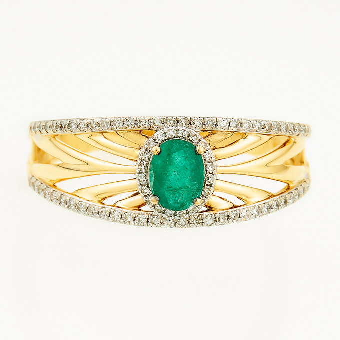 Кольцо из желтого золота 585 пробы c 80 бриллиантами и 1 изумрудом