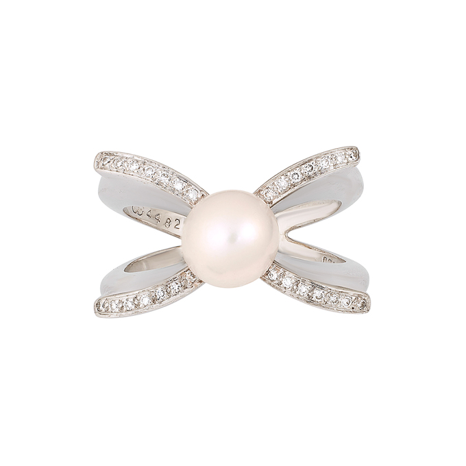 Кольцо из золота 750 пробы c бриллиантами и культивированным жемчугом, Л 2812 0991 за 109000