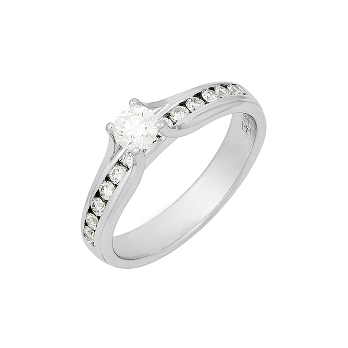 Кольцо из золота 585 пробы c бриллиантами