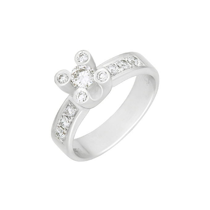 Кольцо из золота 585 пробы c бриллиантами