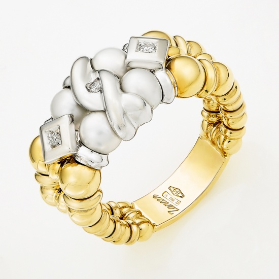 Кольцо из комбинированного золота 750 пробы c 3 бриллиантами и 4 культ. жемчугами