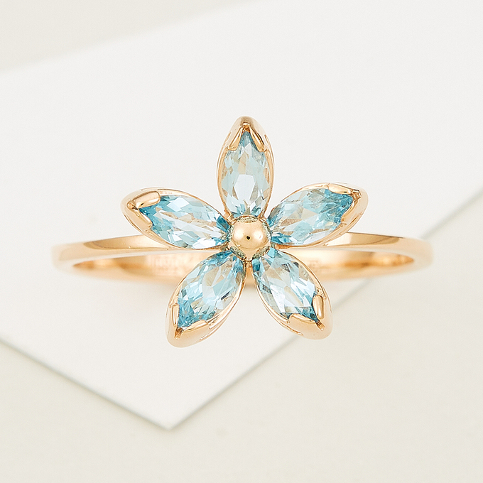 Кольцо из красного золота 585 пробы c 5 топазами