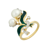 Кольцо из золота 750 пробы c бриллиантами, эмалью и культивированным жемчугом