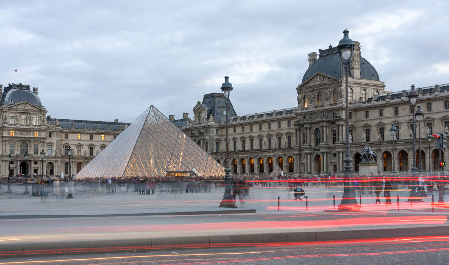 Музей Лувр в Париже