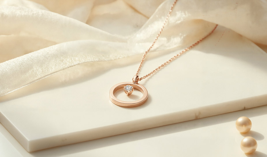 Золотое украшение